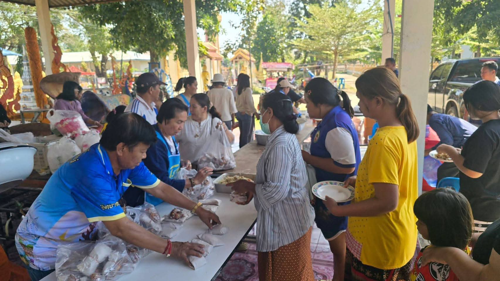 รูปย่อยที่ 4: ภารกิจช่วยเหลือผู้ได้รับผลกระทบจากเหตุความไม่สงบตามแนวชายแดนไทยกัมพูชา ครั้งที่ 2