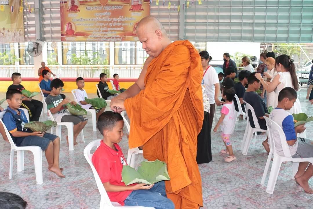 รูปย่อยที่ 3: ขอเชิญร่วมสมัครบรรพชาสามเณรภาคฤดูร้อน