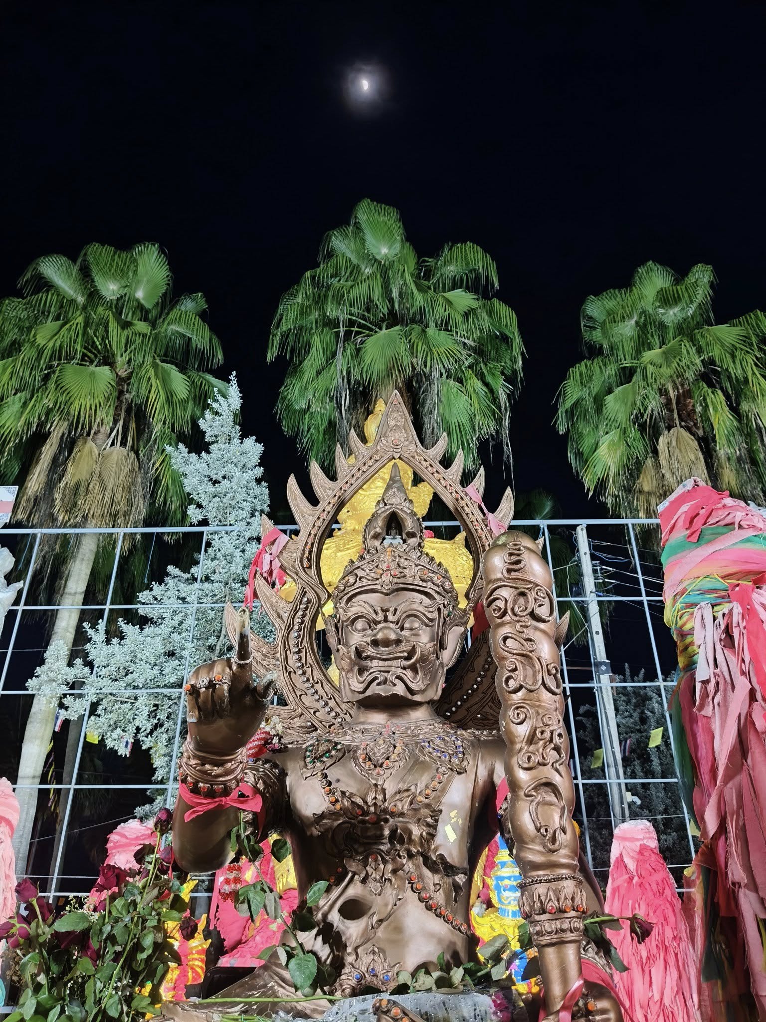 รูปย่อยที่ 5: 🙏 วันหยุดยาวนี้... ขอเชิญทุกท่านร่วมสักการะสิ่งศักดิ์สิทธิ์