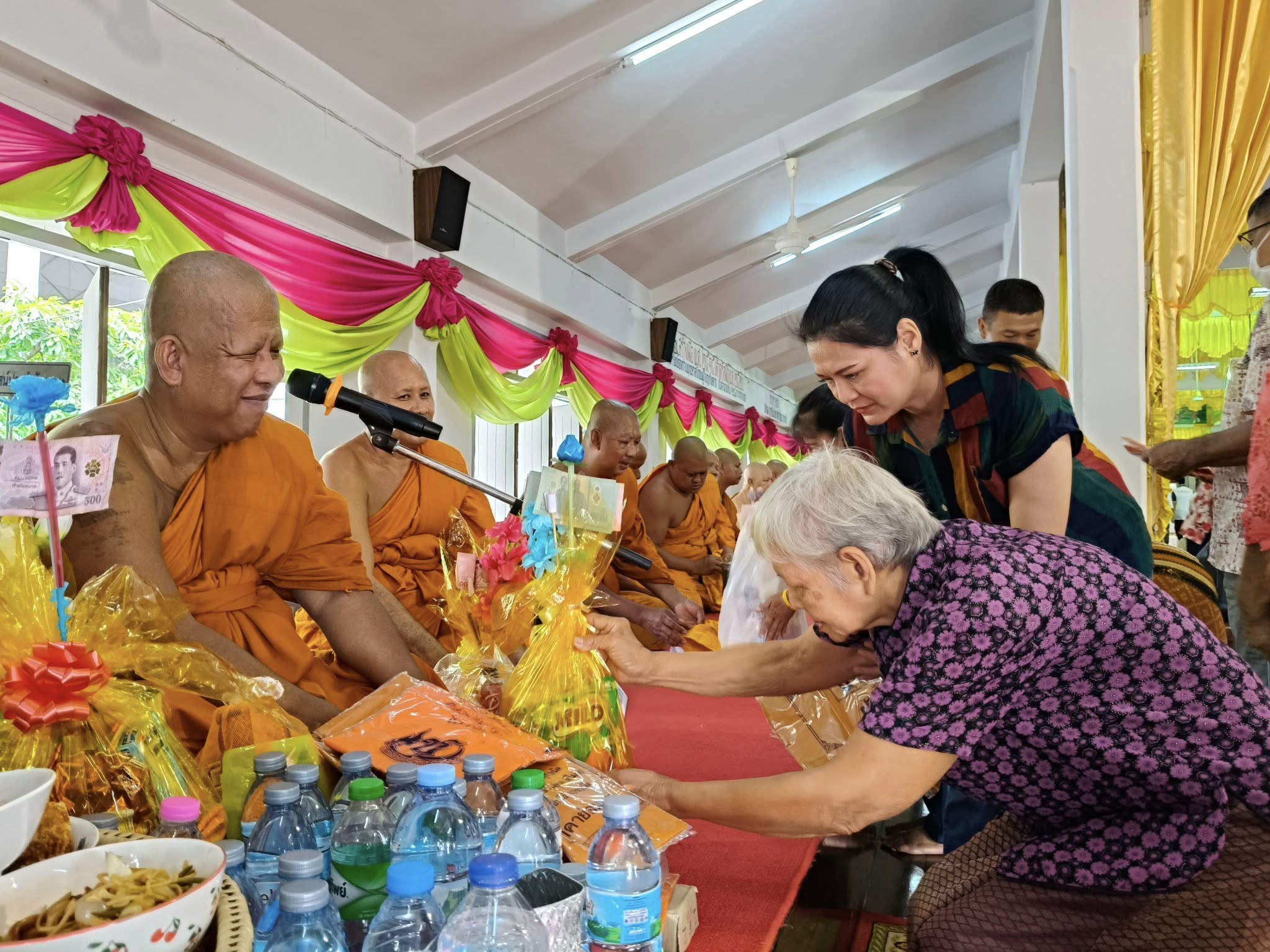 รูปย่อยที่ 3: 🙏 วันอาสาฬหบูชา วันเพ็ญ  ขึ้น 15 ค่ำ เดือน 8 วันสำคัญทางพระพุทธศาสนา