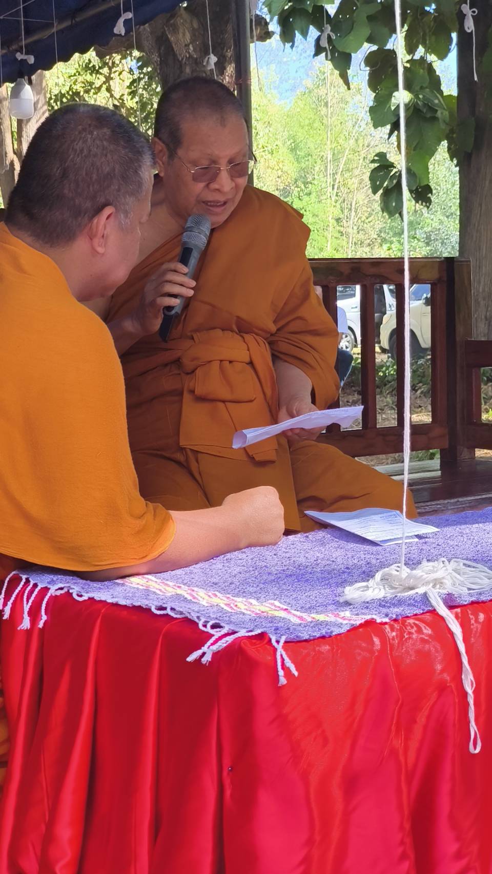 รูปย่อยที่ 3: ร่วมเททองหล่อ  พระมหาจักรพรรดิ พระประธานอุโบสถ  ณ วัดโพธิ์ชัยบ้านวังอาบช้าง
