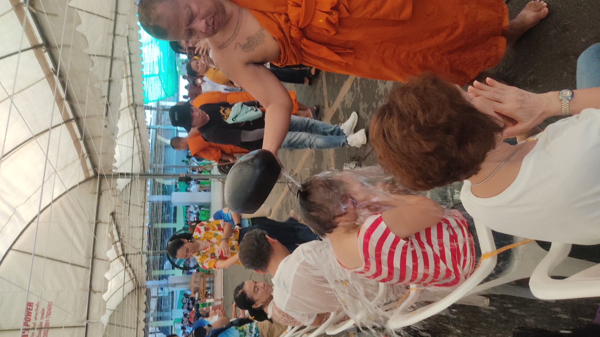 ขอเชิญร่วมพิธีอาบน้ำมนต์ ประจำเดือนพฤศจิกายน