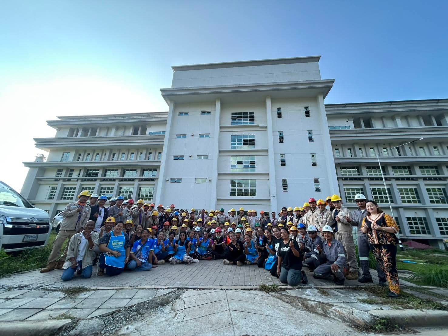 รูปย่อยที่ 5: ช่วยเหลือผู้ประสบภัยน้ำท่วมจังหวัดสงขลา